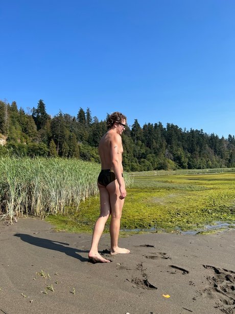 Naken läckt OnlyFans-bild av Im Just Ken