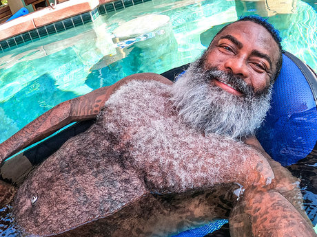 Обнаженная фотография утечки OnlyFans от Papa Bear Rn