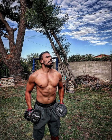 Naken läckt OnlyFans-bild av Pablo Cuenta Oficial