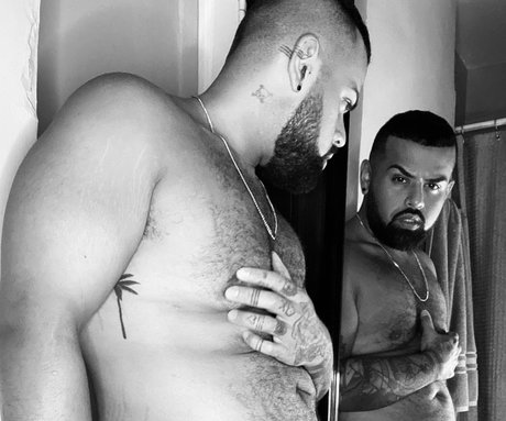 Naakte gelekte OnlyFans-foto van Oscar