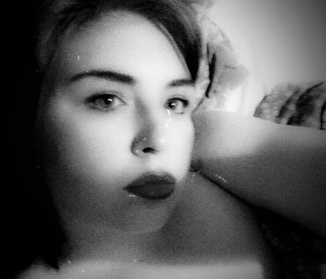 Foto nua vazada do OnlyFans de Orla Blue