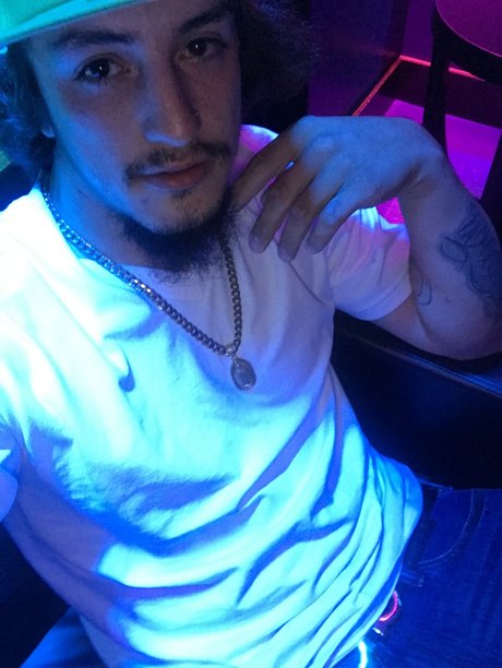 Naken läckt OnlyFans-bild av Daddyo
