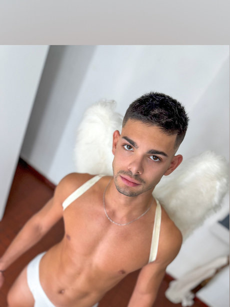 Обнаженная фотография утечки OnlyFans от Diego Rojas 