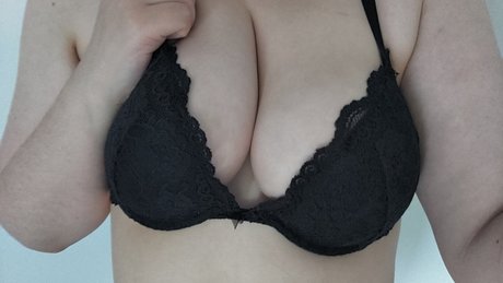 Naken läckt OnlyFans-bild av Maria