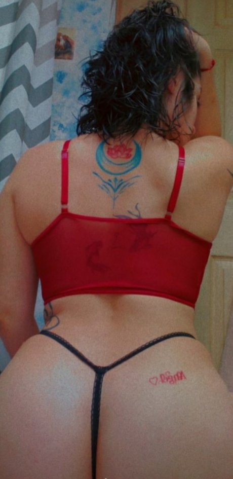 Foto desnuda filtrada de OnlyFans de Adri