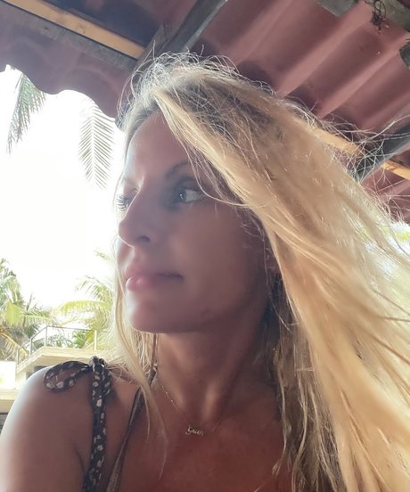 Nagie wyciekłe zdjęcie OnlyFans od Gwendolyn