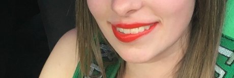 Naken läckt OnlyFans-bild av Pinkycouple