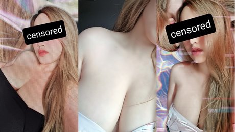 Naken läckt OnlyFans-bild av Pink Lady Boobs