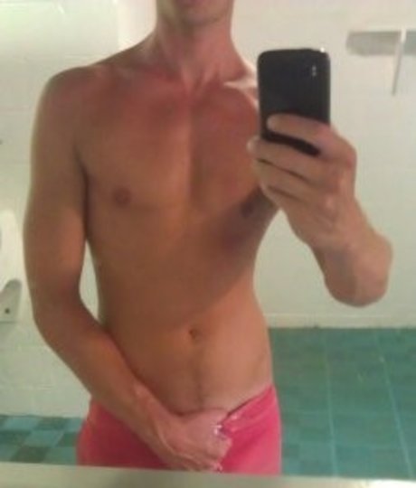 Nahá fotka uniklých OnlyFans od Petr Vert