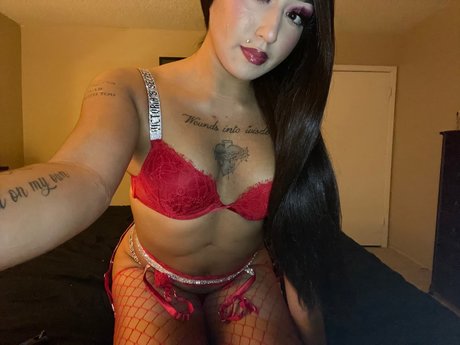 Nahá fotka uniklých OnlyFans od Leia