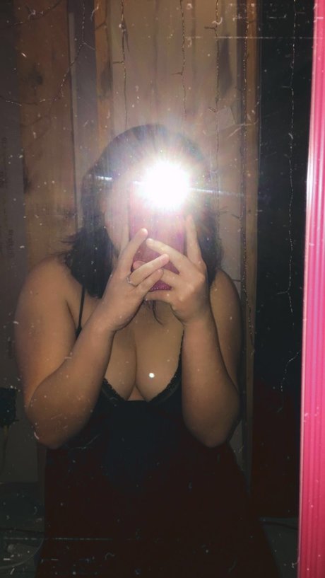 Обнаженная фотография утечки OnlyFans от Babygurl 
