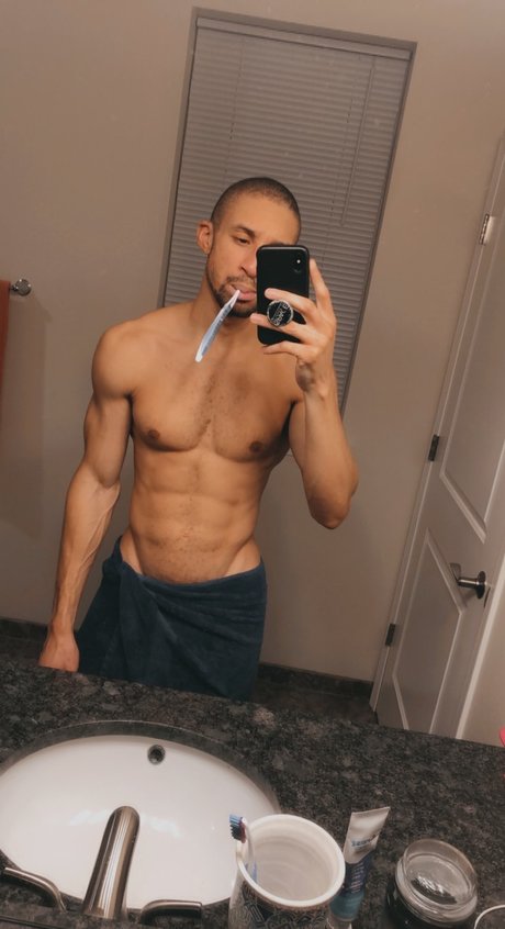 Nahá fotka uniklých OnlyFans od Quintobeann