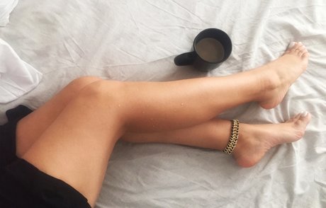 Naken läckt OnlyFans-bild av Queen Of Feet