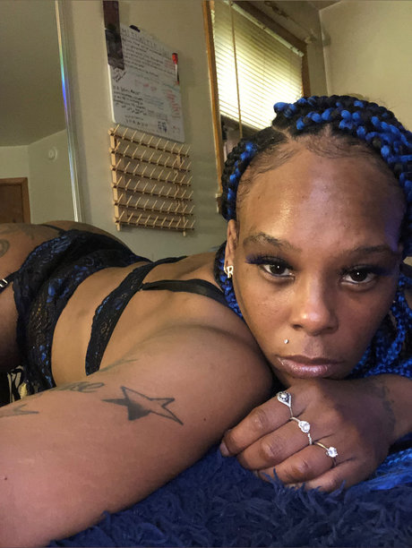 Naken läckt OnlyFans-bild av Oceandeep