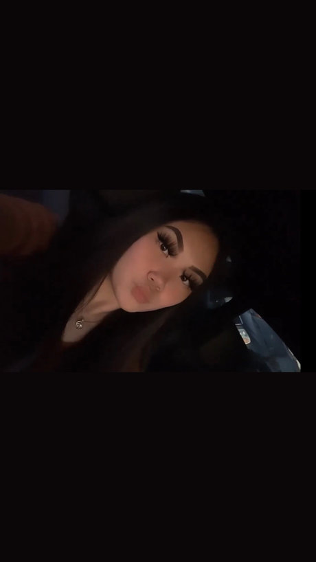 Nagie wyciekłe zdjęcie OnlyFans od J