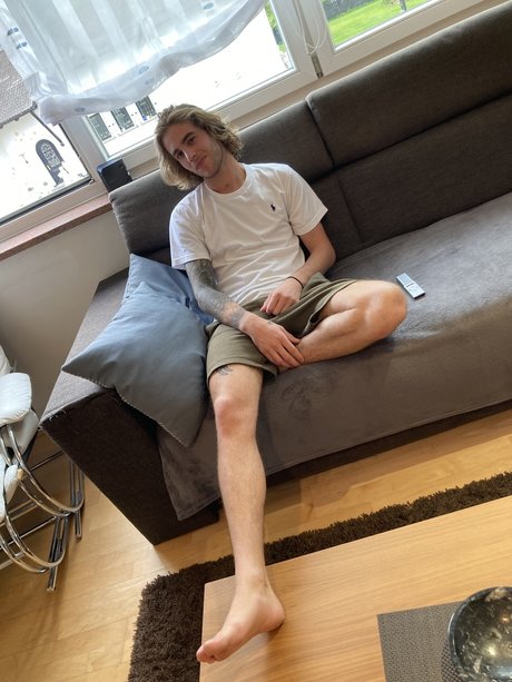 Naken läckt OnlyFans-bild av Fabian Pichler