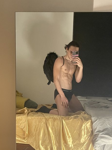 Foto nua vazada do OnlyFans de Prettyliltwunk