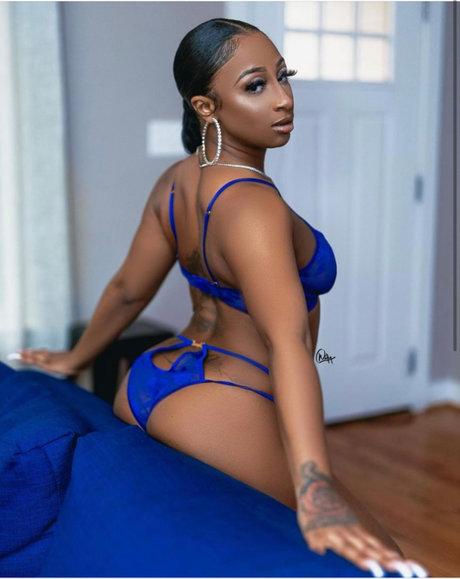 Foto nua vazada do OnlyFans de Boujieebadd 
