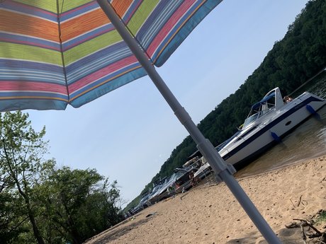 Naken läckt OnlyFans-bild av Loren Abraham