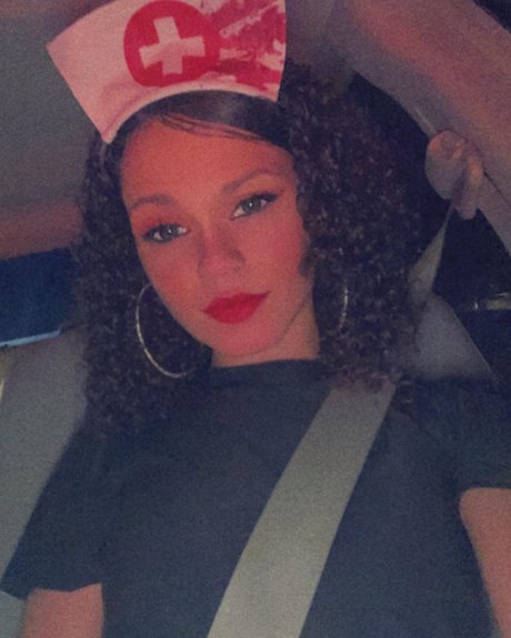 Petite Sex Dmon 