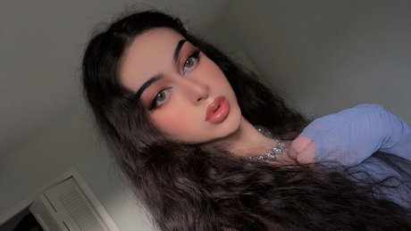 Nahá fotka uniklých OnlyFans od Regina