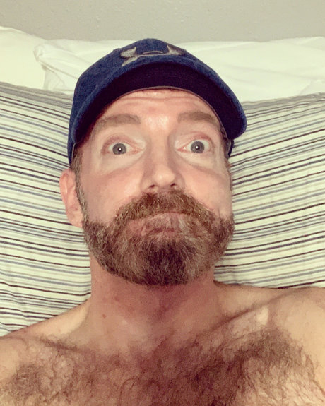Urbanredneckbear