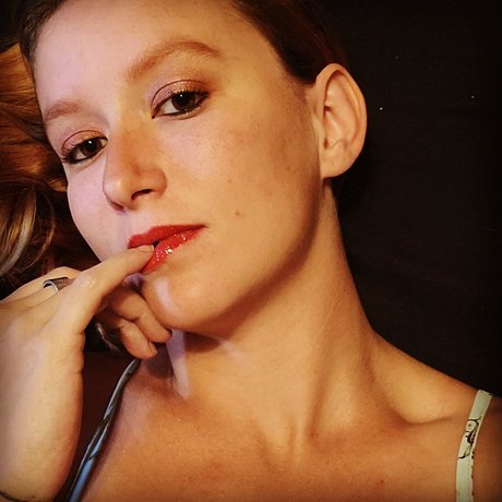 Naken läckt OnlyFans-bild av Redbikerphoenix