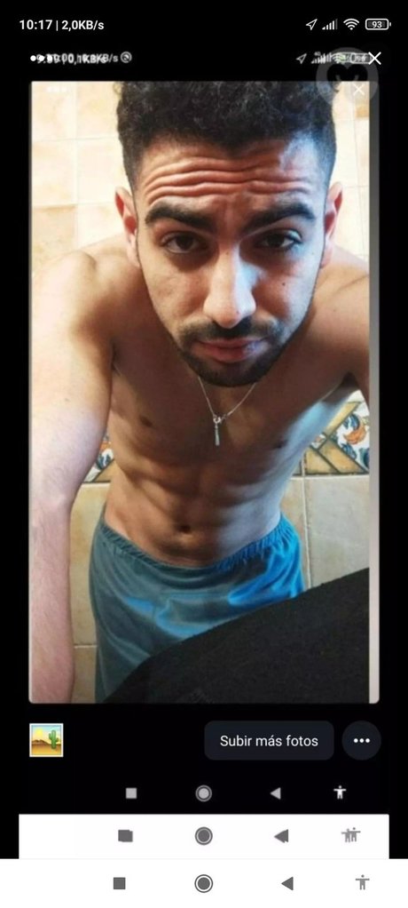 Naakte gelekte OnlyFans-foto van Rafita
