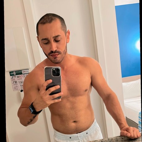 Nacktes geleaktes OnlyFans-Foto von Rafael Mello