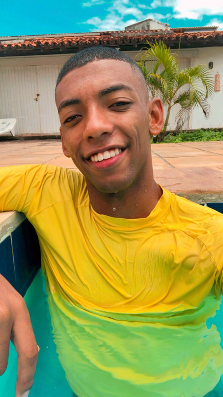 Naken läckt OnlyFans-bild av Rafael Almeida