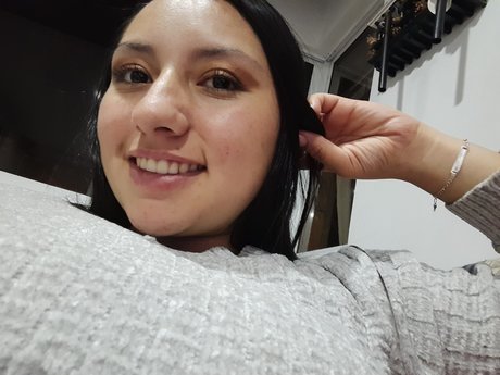 Naken läckt OnlyFans-bild av Maria Pinzon