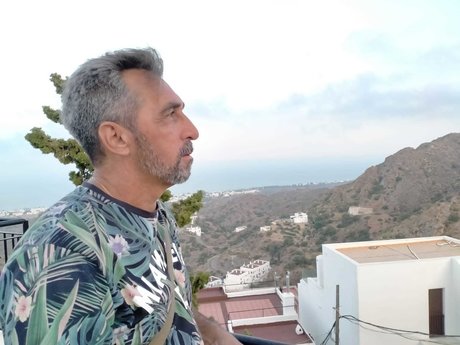Alasti lekkinud OnlyFans-i pilt Manuel