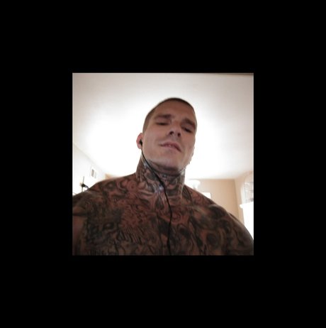 Foto desnuda filtrada de OnlyFans de Maniac Wes