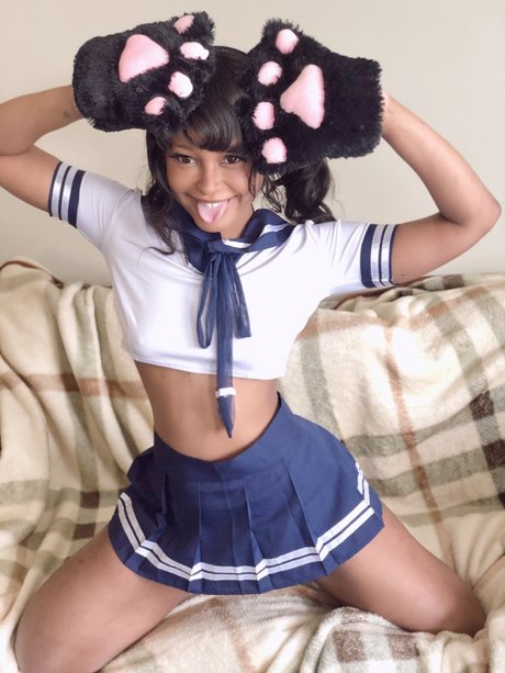 Amina 