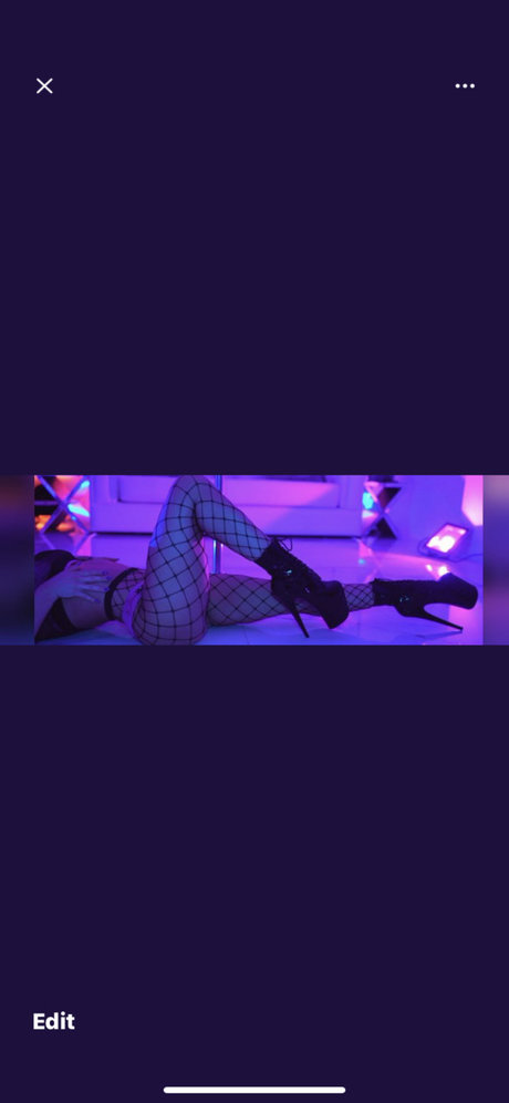 Обнаженная фотография утечки OnlyFans от Arielle 