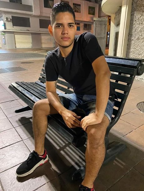 Isaac 20cm Latin Hottest Boy