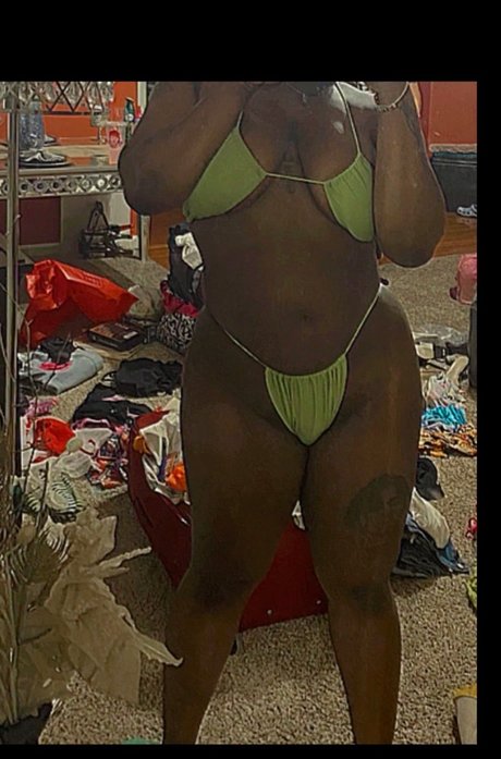 Naken läckt OnlyFans-bild av Ron Da Dondada