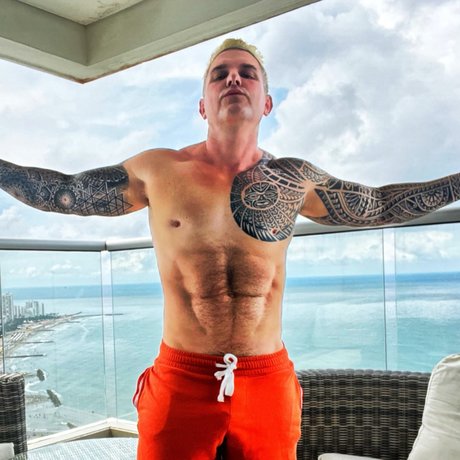 Nacktes geleaktes OnlyFans-Foto von Ronnie J