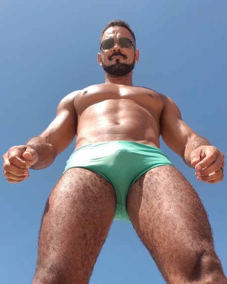 Naken läckt OnlyFans-bild av Roger Goncalves