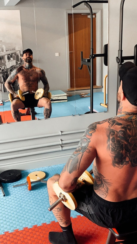 Naken läckt OnlyFans-bild av Robbiegaine21