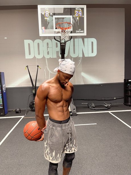 Обнаженная фотография утечки OnlyFans от Marvin Anthony