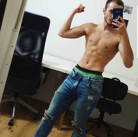 Nagie wyciekłe zdjęcie OnlyFans od Martin Dobrovic