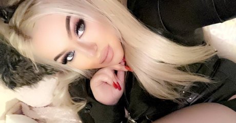 Naken läckt OnlyFans-bild av Marli Grace Lets Sext