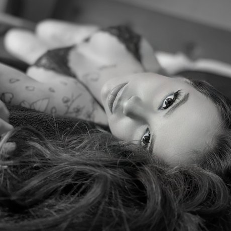 Alasti lekkinud OnlyFans-i pilt Angelvibesxfree