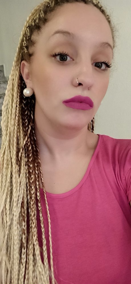 Naken läckt OnlyFans-bild av Anita