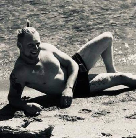 Naakte gelekte OnlyFans-foto van Bangerss N Mmash