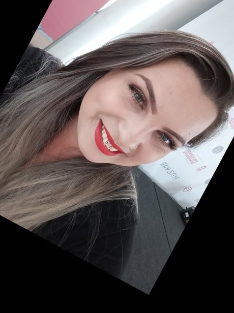 Alaston vuotanut OnlyFans-kuva Bh Lpez