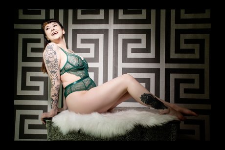 Alaston vuotanut OnlyFans-kuva Beth