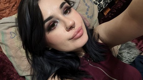 Naken läckt OnlyFans-bild av Maxieliciouss