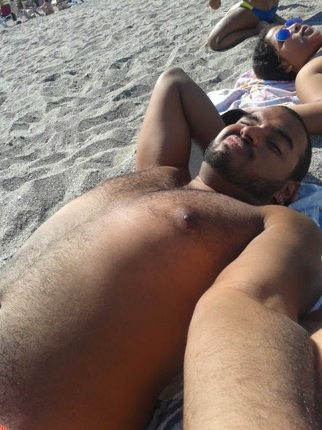 Naakte gelekte OnlyFans-foto van Mauricio Armando Martnez